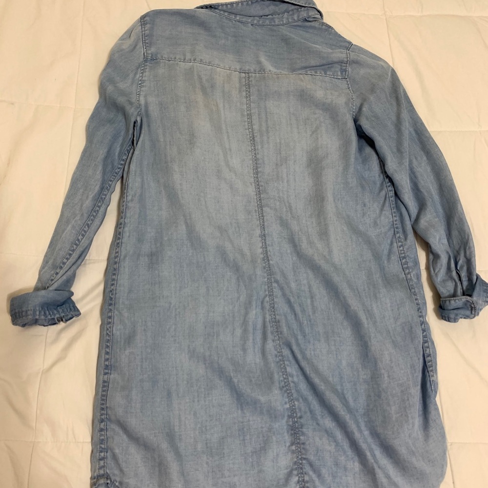Long Button Up H&M - Picture 2 of 4